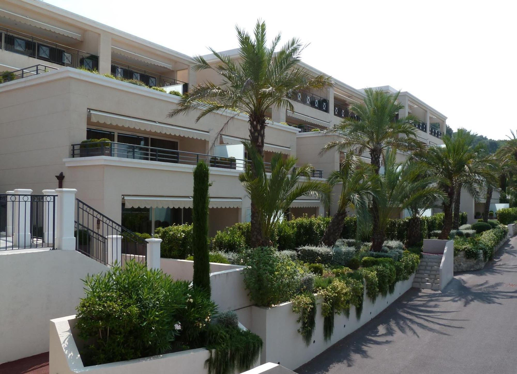 Royal Mougins Golf, Hotel & Spa De Luxe Bagian luar foto