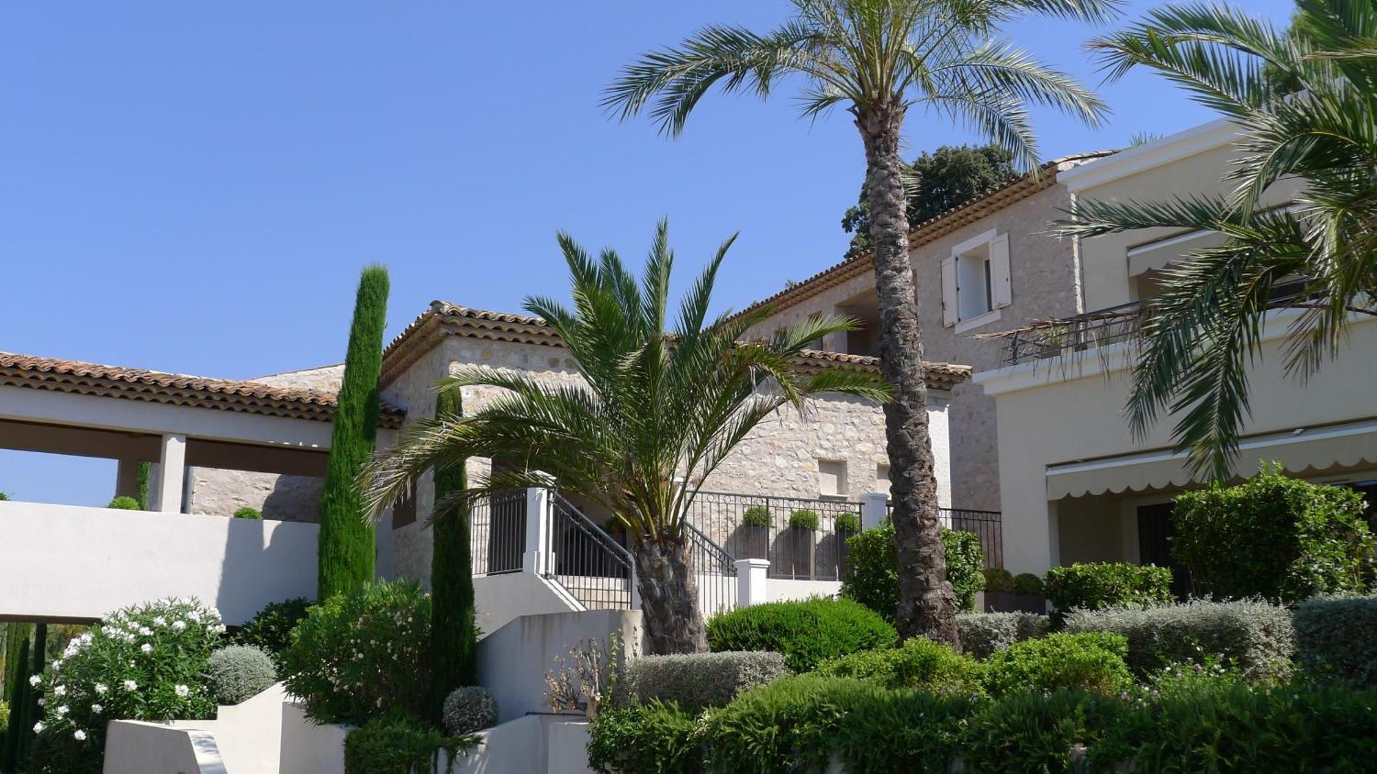 Royal Mougins Golf, Hotel & Spa De Luxe Bagian luar foto